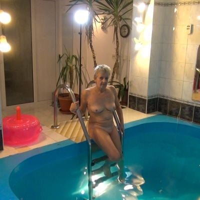 Granny Jitka frolics in the pool