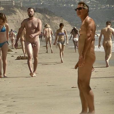 True nudist flashing on the beach