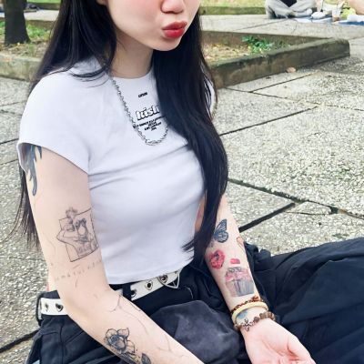 Asian Vietnam Girl Tattoo - Lại Nguyễn Quỳnh Vy